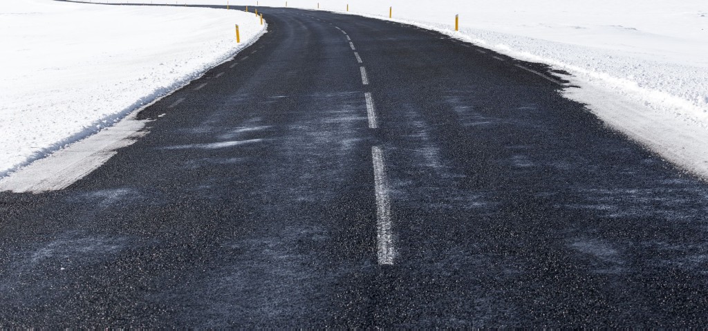 Photo of winter road by Jon Ottosson